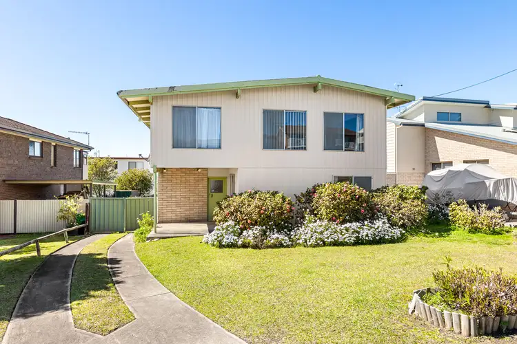 28 Sunset Boulevard, Kianga NSW 2546