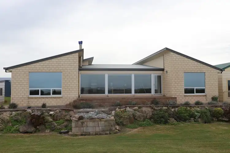 23 Cape Douglas Road, Cape Douglas SA 5291