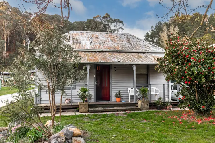 5 Esmond Street, Black Hill VIC 3350
