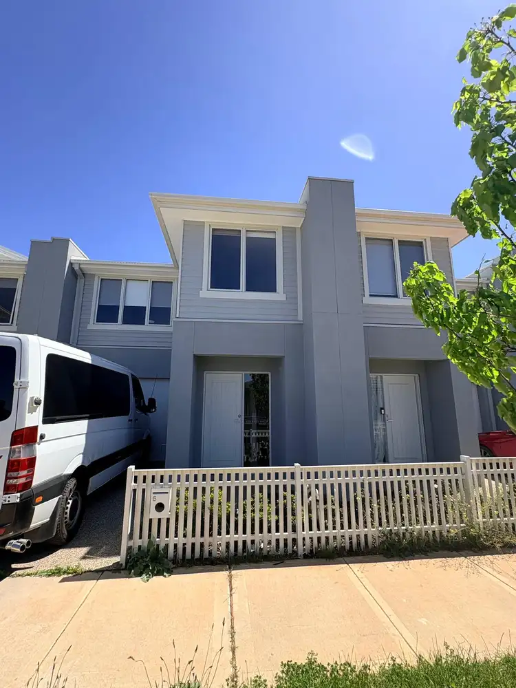 6 Castlecrag Wy,, Strathtulloh VIC 3338