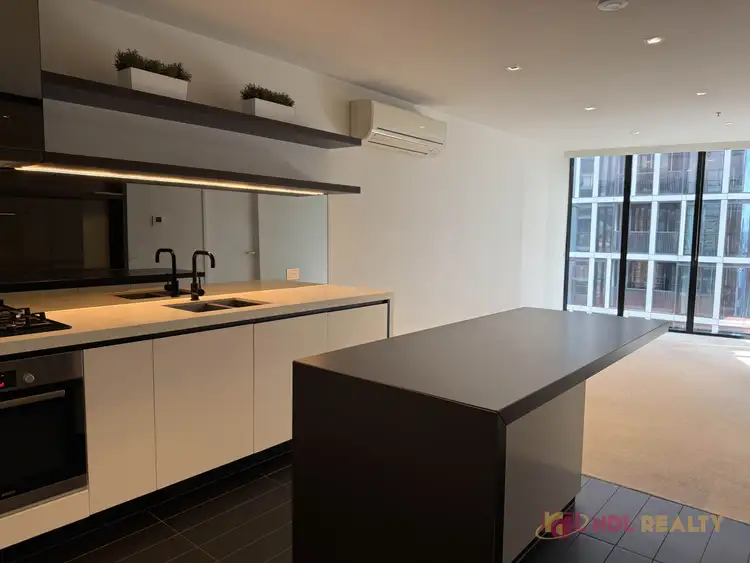 1308/677 La Trobe Street, Docklands VIC 3008