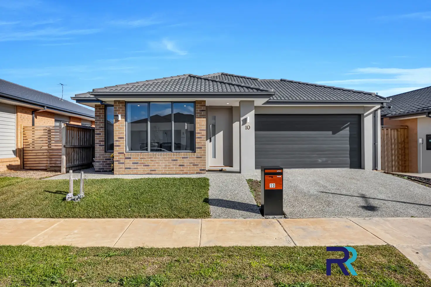 Main view of Homely house listing, 10 Breezy Circuit, Werribee VIC 3030