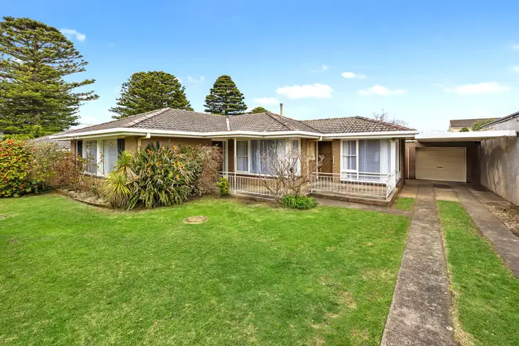 1 Shirley Grove, Warrnambool VIC 3280
