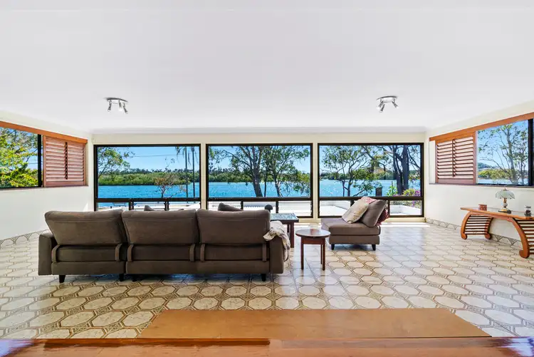 34 Philp Parade, Tweed Heads South NSW 2486