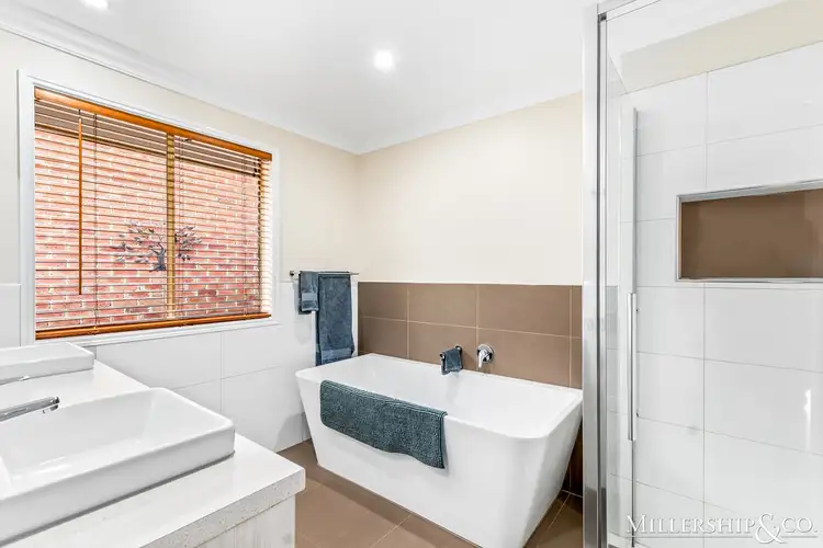 Sixth view of Homely house listing, 9 Silvereye Place, South Morang VIC 3752