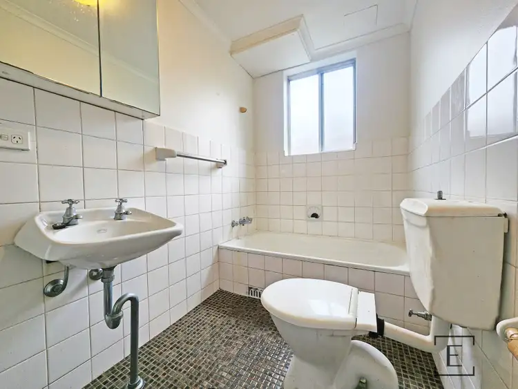 Fifth view of Homely apartment listing, 2/7 Alice Street, Harris Park NSW 2150