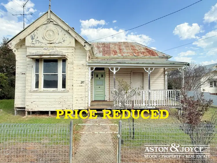 27 East Street, Grenfell NSW 2810