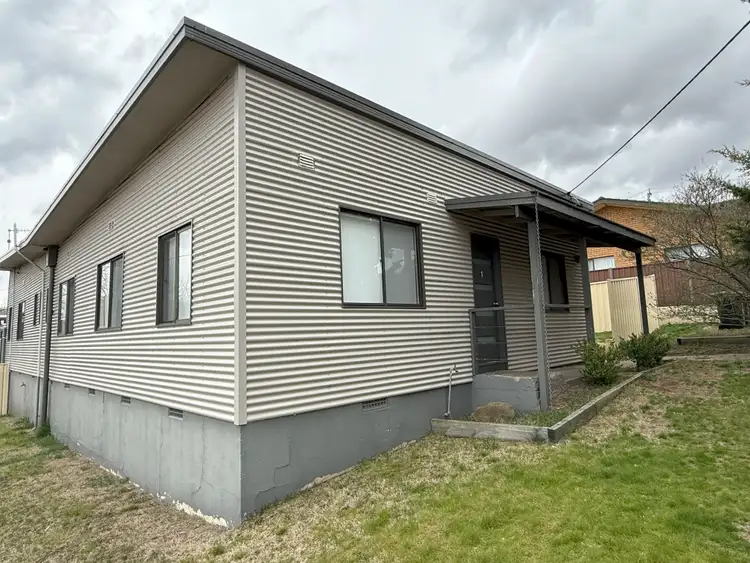 1/7 Victoria Street, Cooma NSW 2630