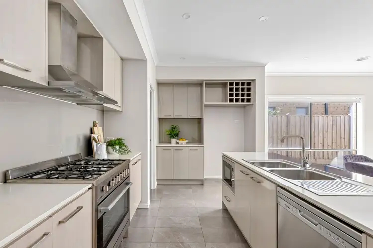 28 Cornflower Way, Mount Duneed VIC 3217
