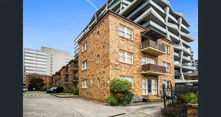 27/75 Queens Road, Melbourne VIC 3000