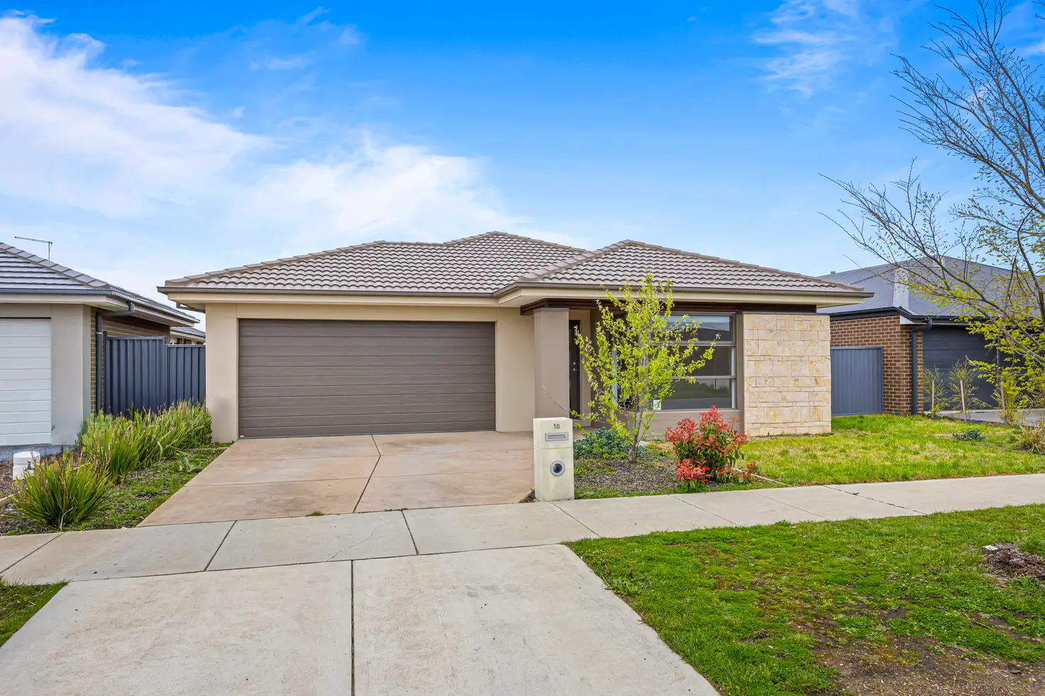 Main view of Homely house listing, 16 Lugano AVENUE, Alfredton VIC 3350