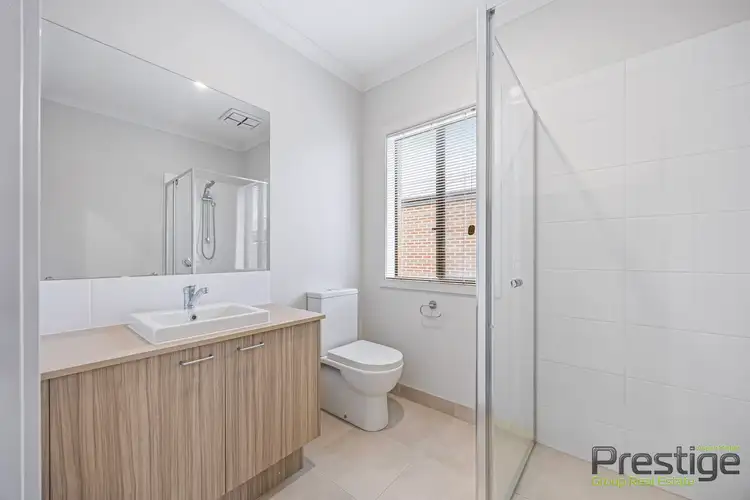 Fifth view of Homely house listing, 16 Lugano AVENUE, Alfredton VIC 3350