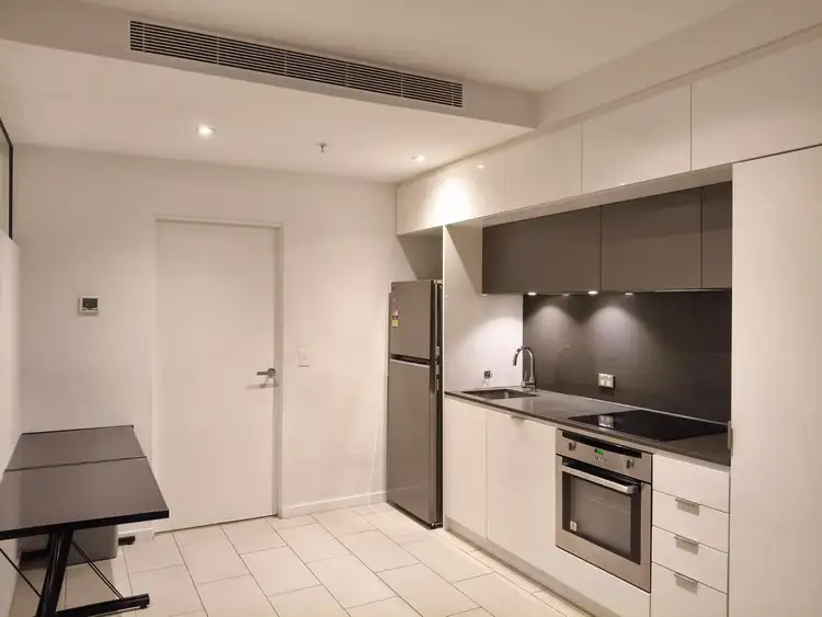 Fourth view of Homely apartment listing, 1018/555 Swanston Street, Carlton VIC 3053