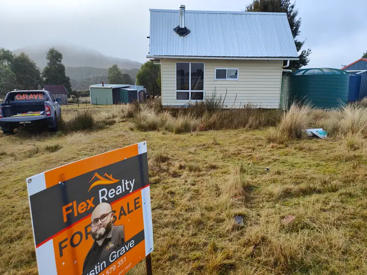 25 Walker Street, Waratah TAS 7321