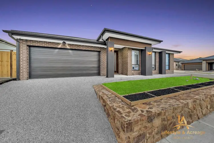 Second view of Homely house listing, 2 Native Rdge, Pakenham VIC 3810