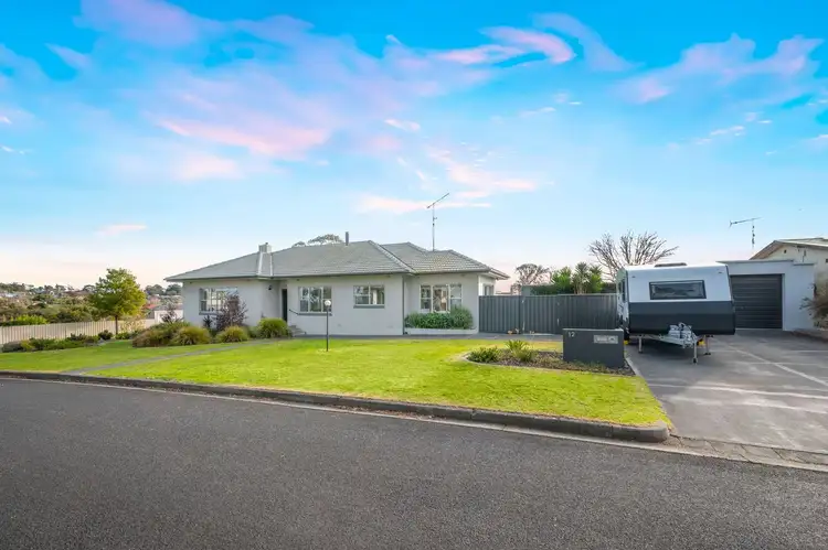 12 Warren Street, Mount Gambier SA 5290