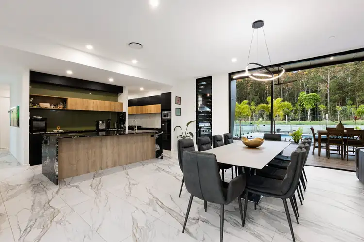 15 Hazel Place, Glenview QLD 4553