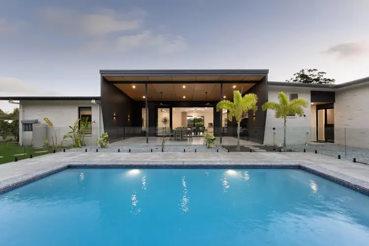 15 Hazel Place, Glenview QLD 4553