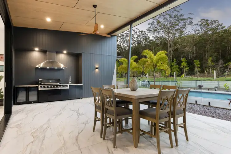 15 Hazel Place, Glenview QLD 4553