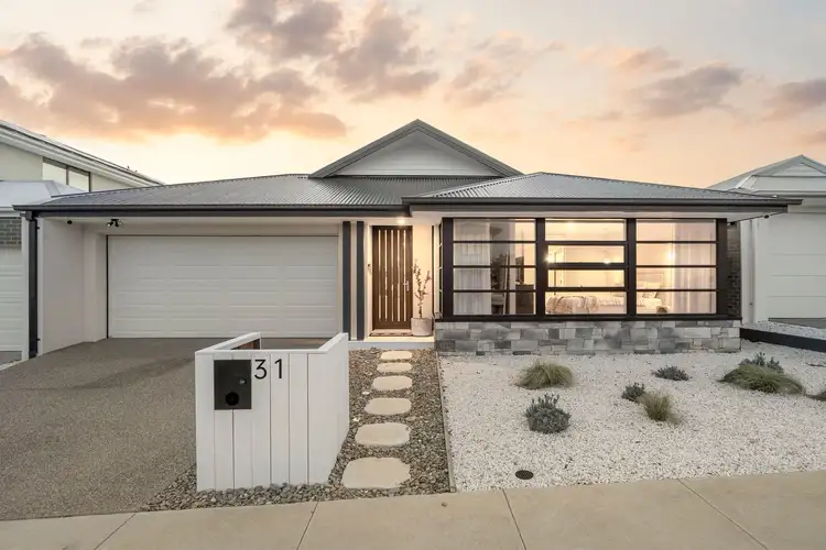 31 Dreamer Circuit, Mount Duneed VIC 3217