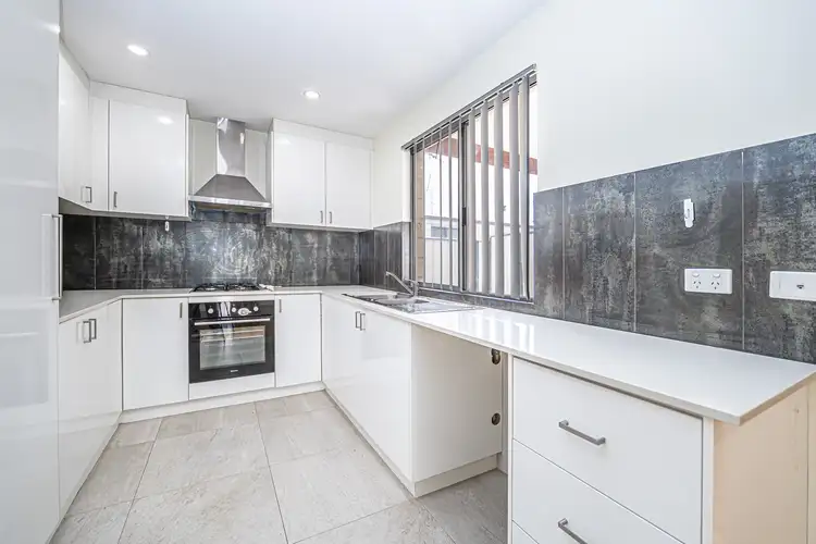 15C Sixth Road, Armadale WA 6112
