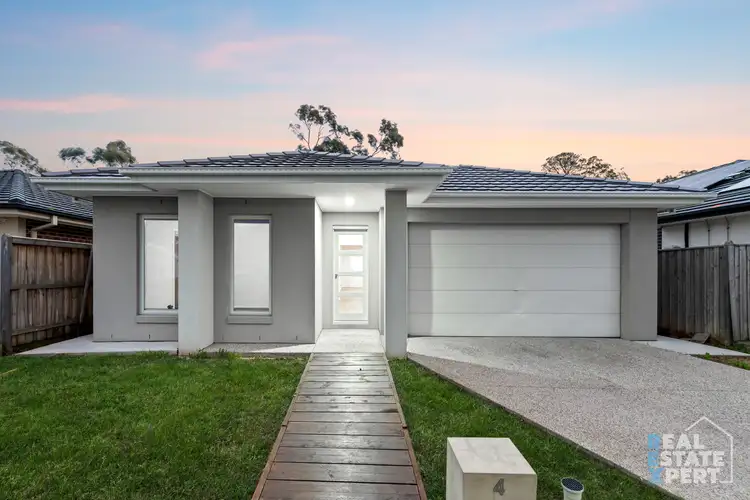 4 Vaulter Close, Clyde VIC 3978