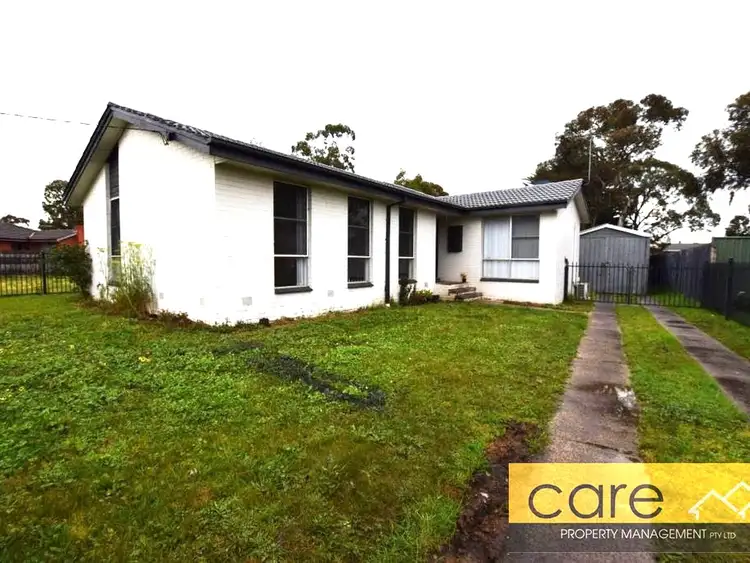 30 Village Drive, Hampton Park VIC 3976