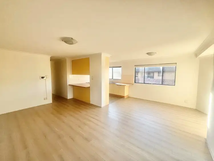 Second view of Homely apartment listing, 5/10 Jubilee Avenue, Carlton NSW 2218