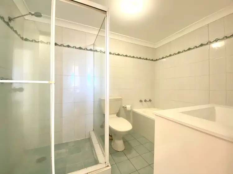 Fourth view of Homely apartment listing, 5/10 Jubilee Avenue, Carlton NSW 2218