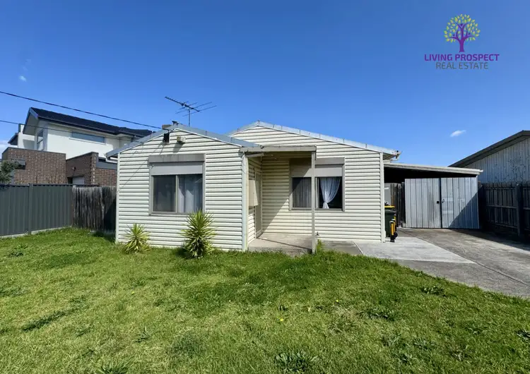 13 Hayden Crescent, Albion VIC 3020