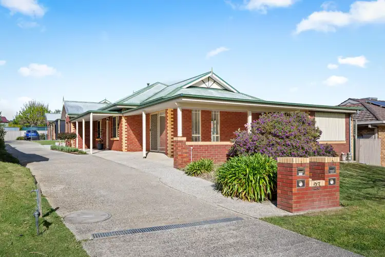 2/23 CRAWSHAW CRESCENT, Glenroy NSW 2640