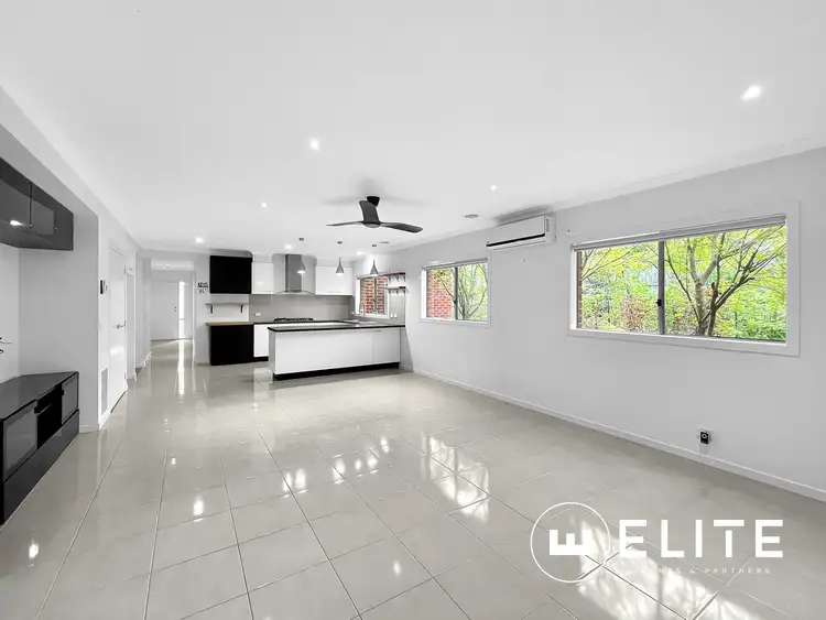 Fifth view of Homely house listing, 19 Kensington Square, Drouin VIC 3818