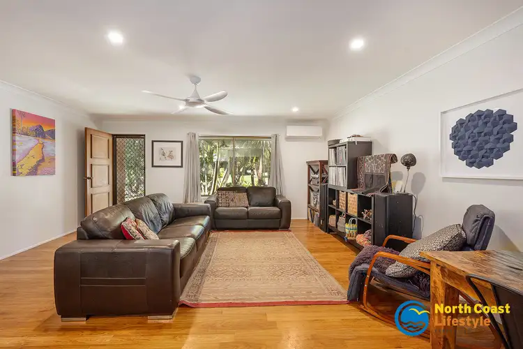 14 Nandroya Avenue, Ocean Shores NSW 2483