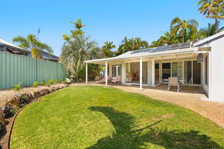 5 Julie Court, Mooloolaba QLD 4557