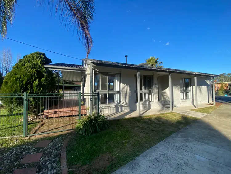 25 & 25a Mullins Road, Killara VIC 3691