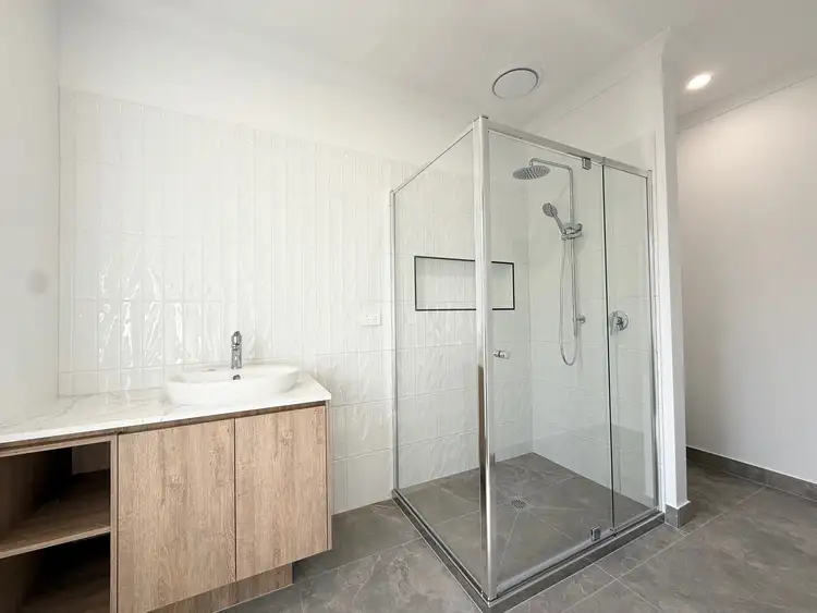 Fifth view of Homely house listing, 10 Laurina Road, Yarrawonga VIC 3730