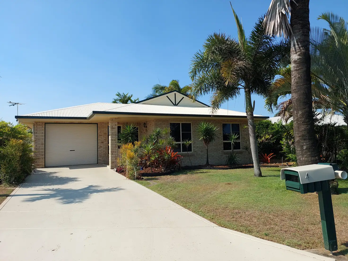 Main view of Homely house listing, 4 Michelle Court, Hay Point QLD 4740