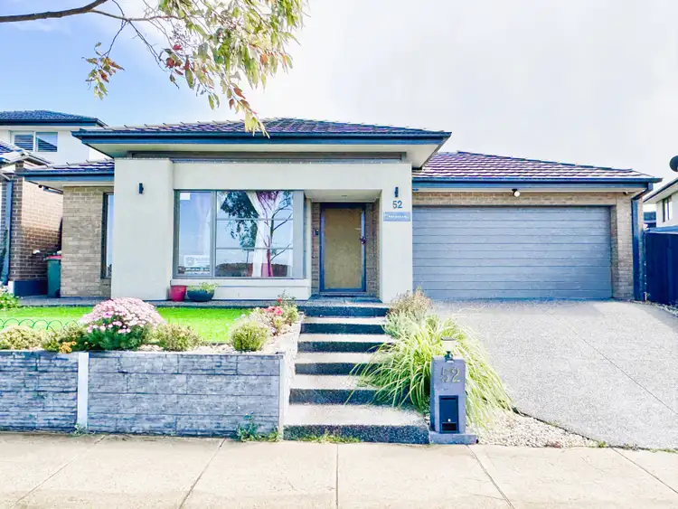 52 Butterscotch Esplanade, Manor Lakes VIC 3024