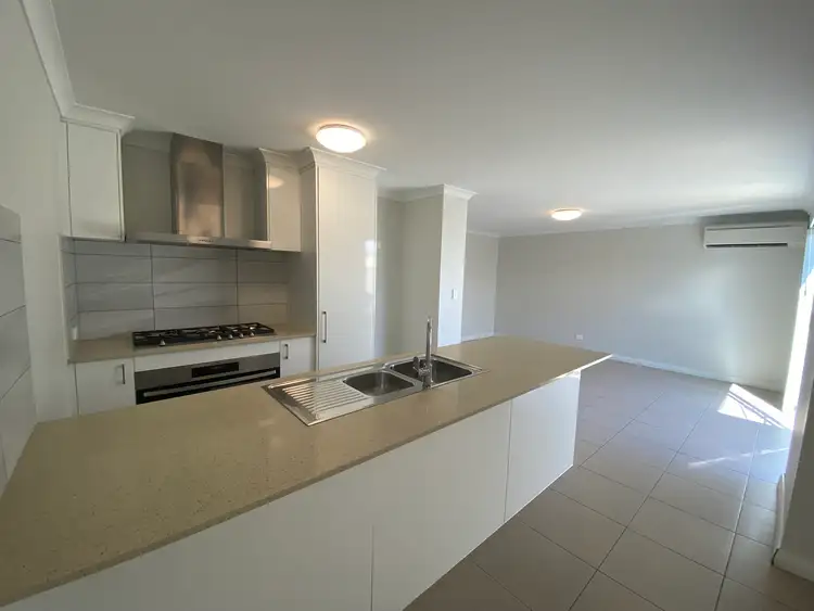 B/331 Lambeth Circle, Wellard WA 6170