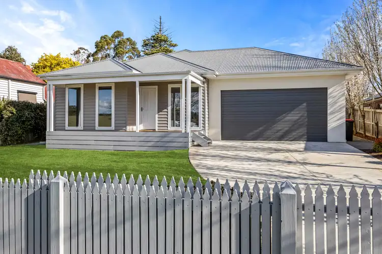 73 Main Street, Gordon VIC 3345