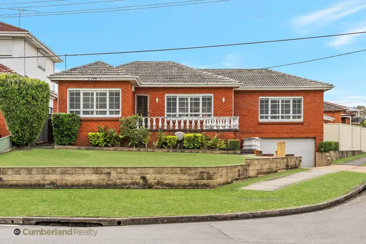 2 Damien Avenue, Greystanes NSW 2145