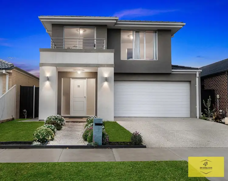 11 Award Crescent, Truganina VIC 3029