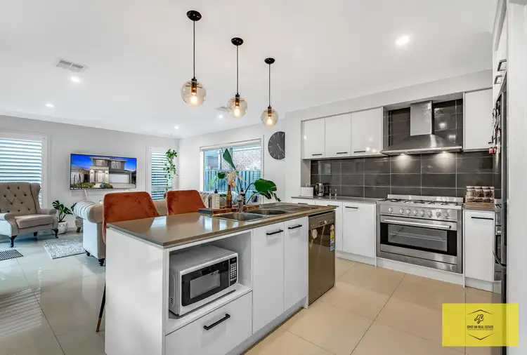 Sixth view of Homely house listing, 11 Award Crescent, Truganina VIC 3029