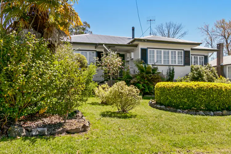 53 Maitland Street, Uralla NSW 2358