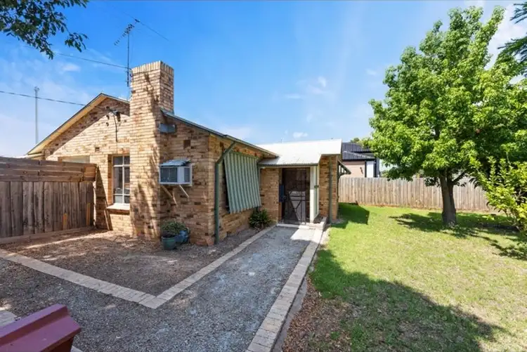 36 Law Street, Heidelberg Heights VIC 3081