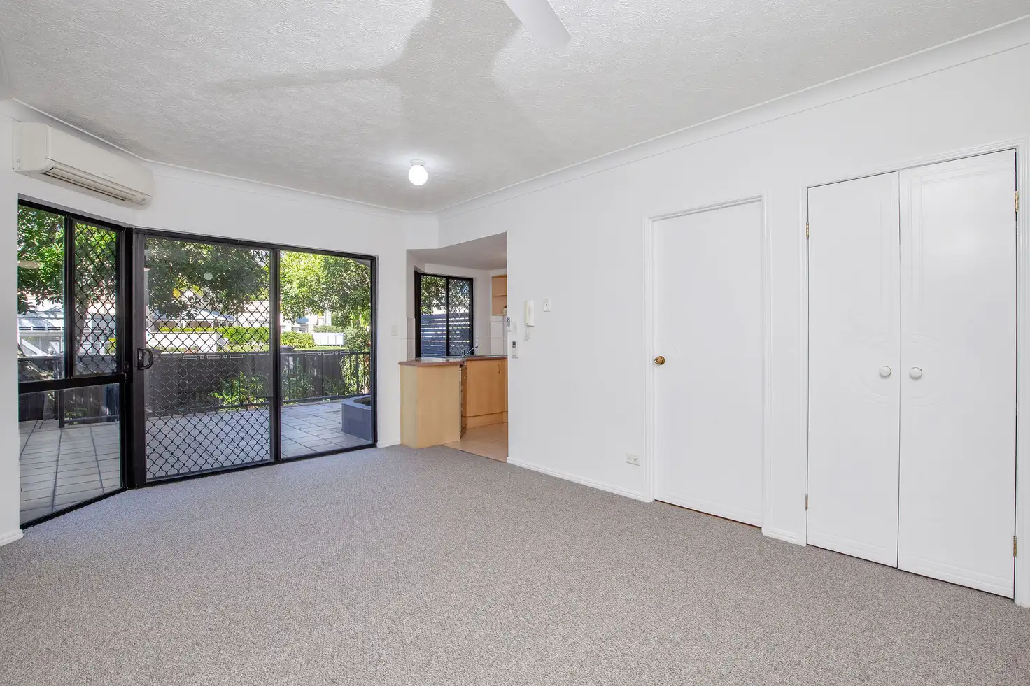 Main view of Homely unit listing, 2/2 Broad Street, Labrador QLD 4215