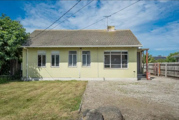 5 AVALON AVENUE, Broadmeadows VIC 3047