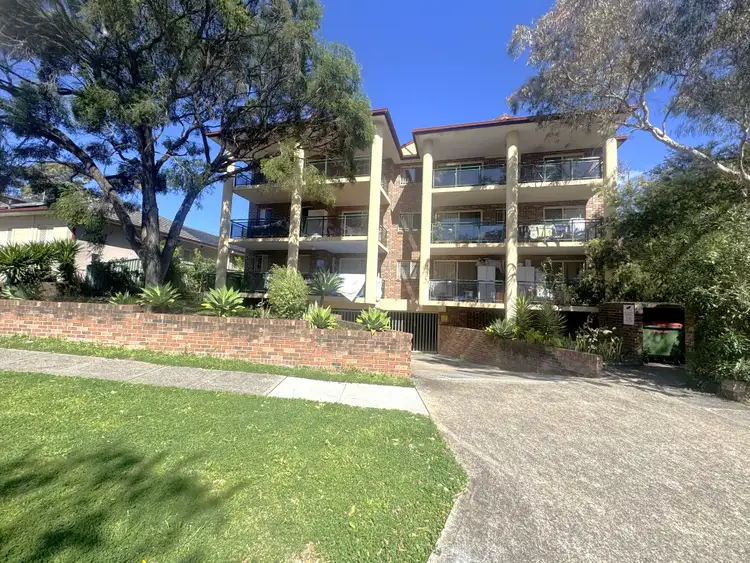 9/11 Milton Street, Bankstown NSW 2200