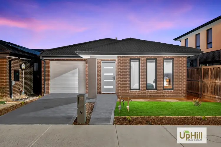 68 Flowerbloom Crescent, Clyde North VIC 3978