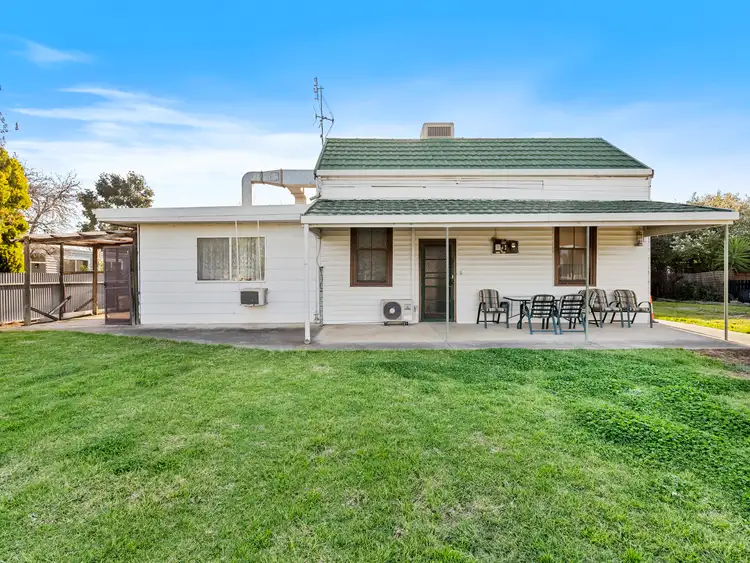 24 Sugden Street, Tocumwal NSW 2714